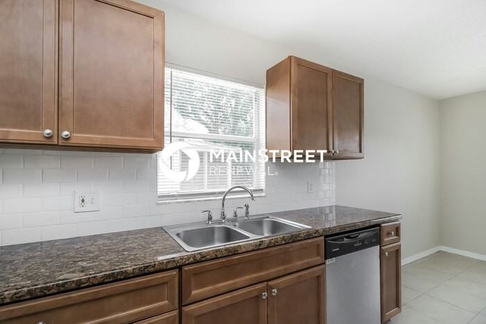 2338 Skywind Cir - Photo 7 of 17