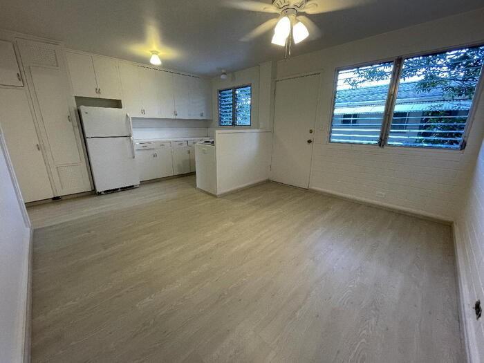1222 Makaloa St #7 - Photo 2 of 5