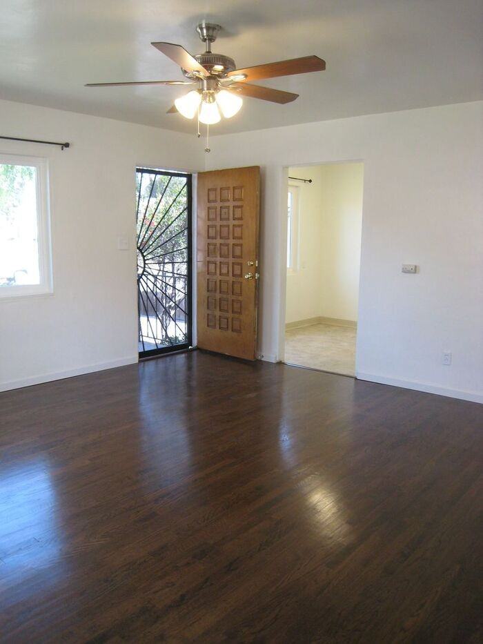 4810 Parks Ave - Photo 2 of 19