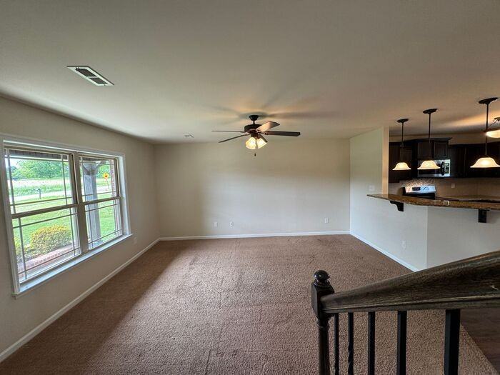 161 Bobo Rd - Photo 7 of 45