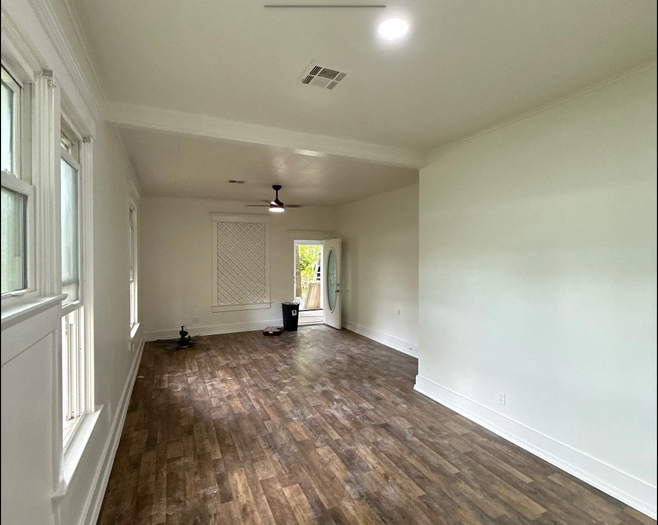 149 S Dixon Ave - Photo 4 of 8