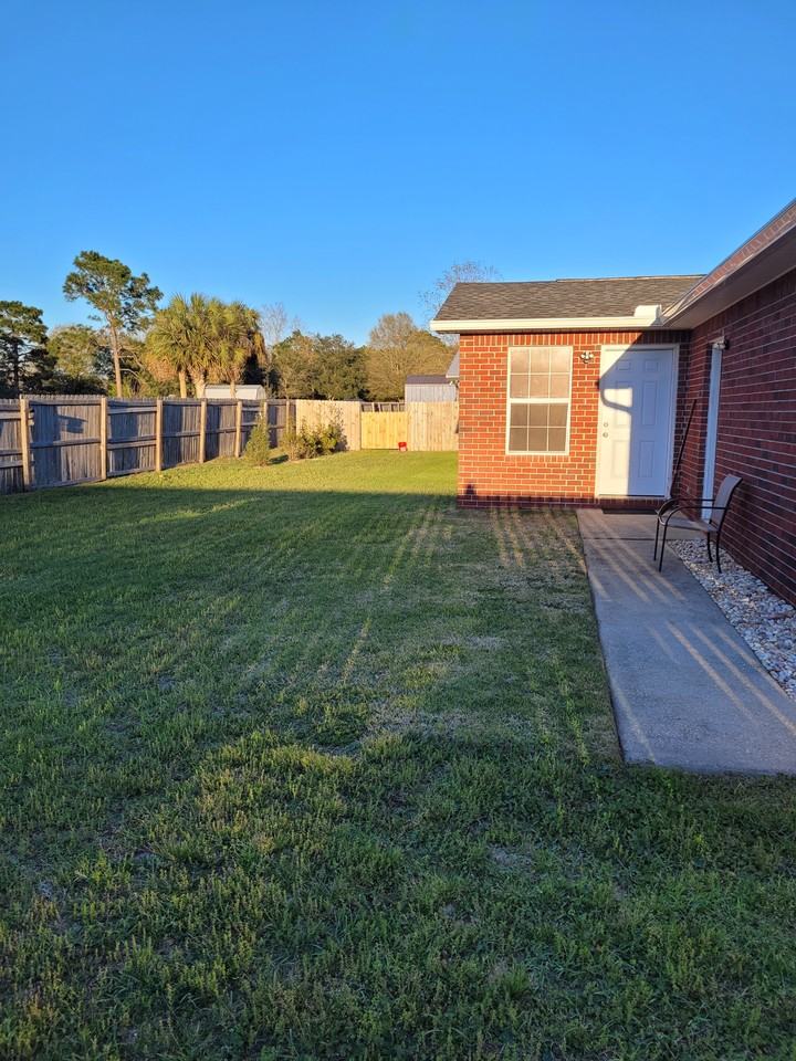 8802 Pebble Brook Dr #NA - Photo 3 of 11