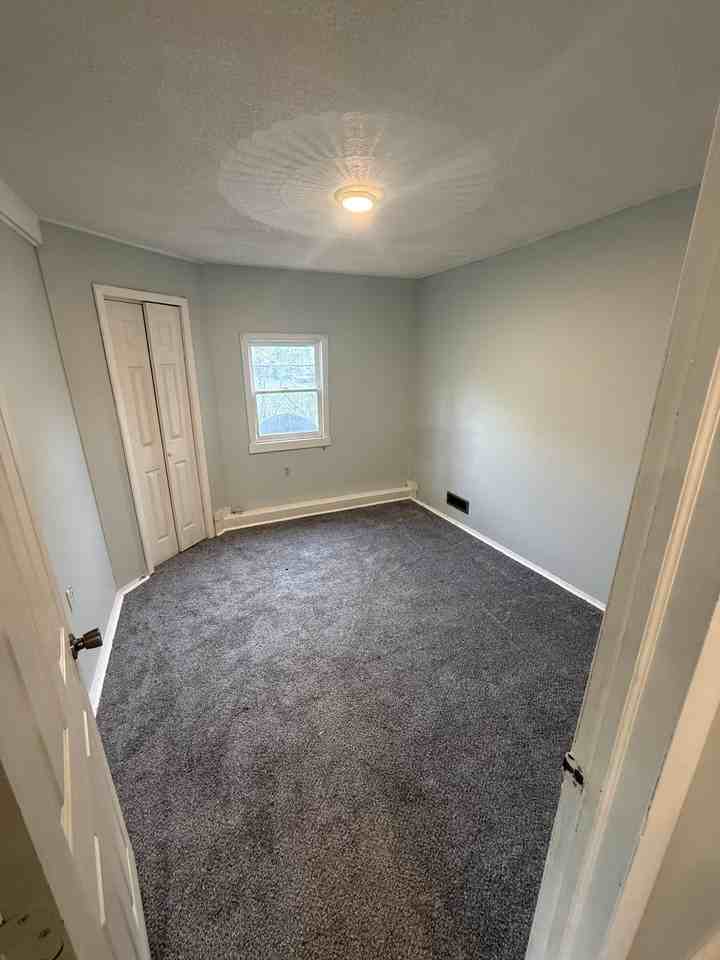 240 Horseheads Blvd #3 - Photo 4 of 7