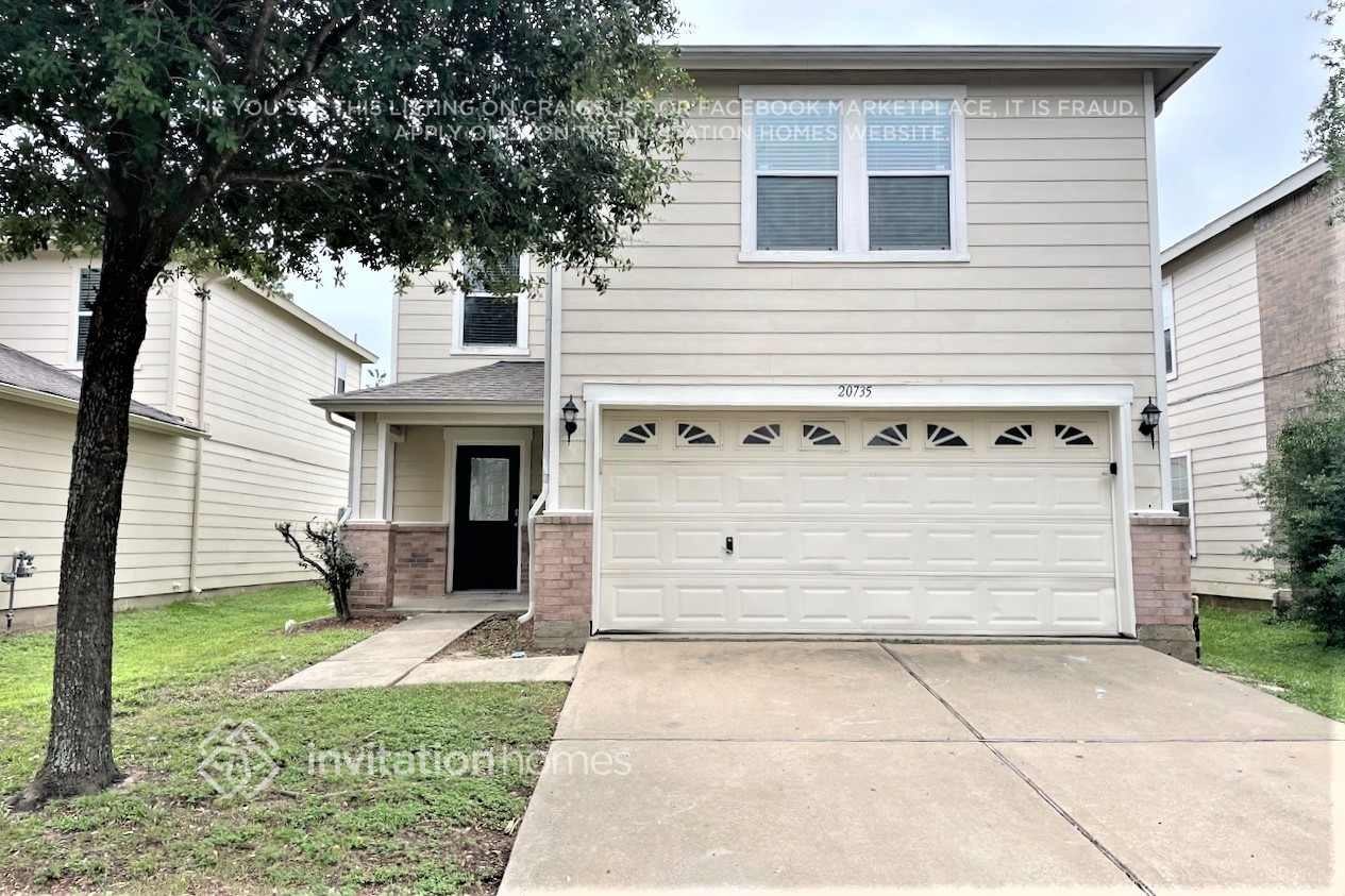 20735 Desert Shadows Ln