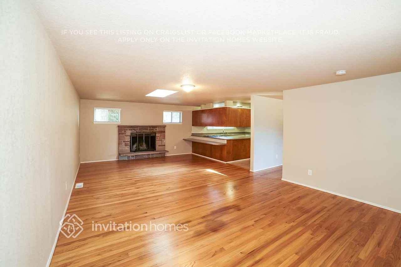 2628 S 357th St - Photo 4 of 19