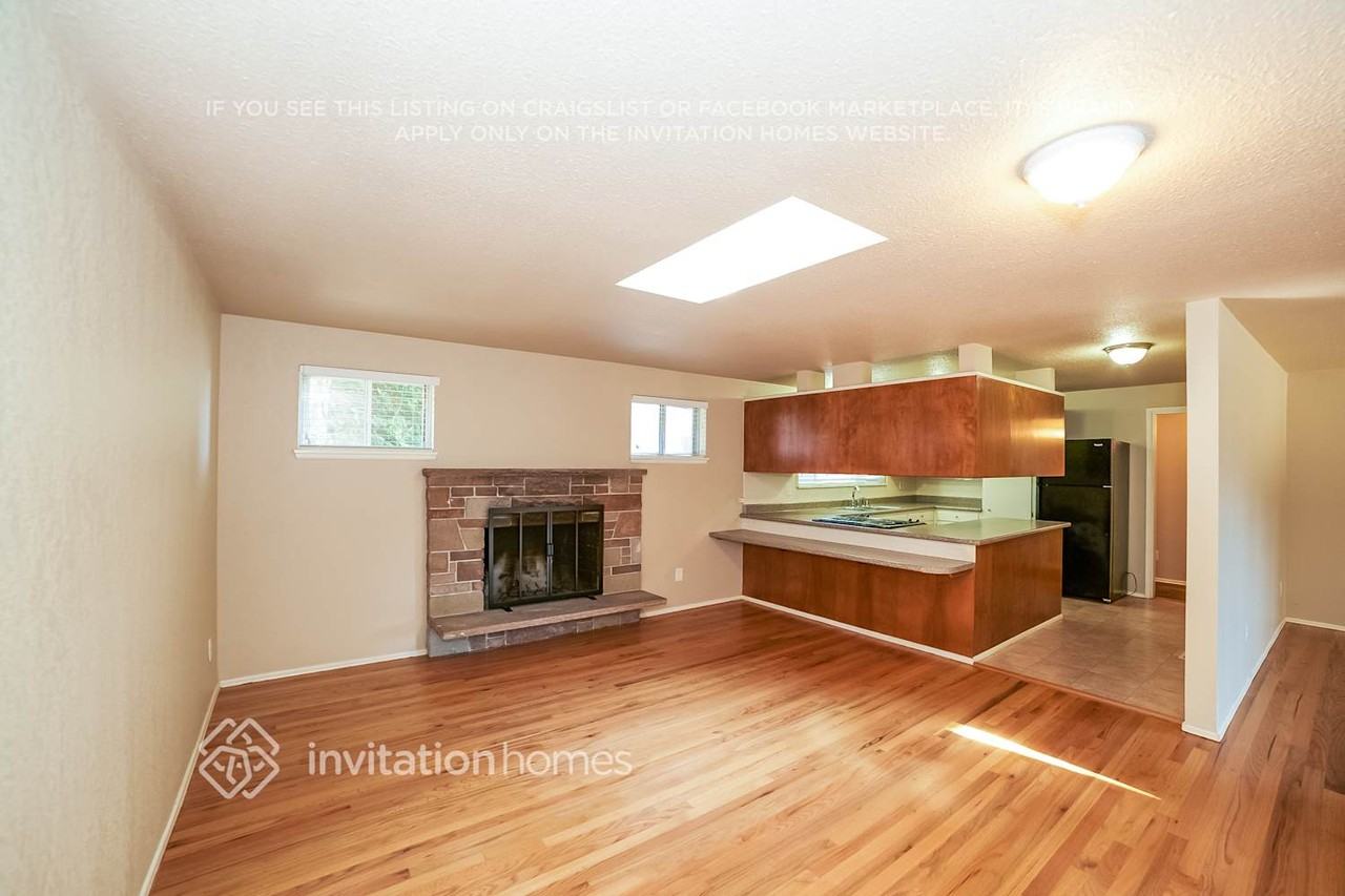 2628 S 357th St - Photo 5 of 19