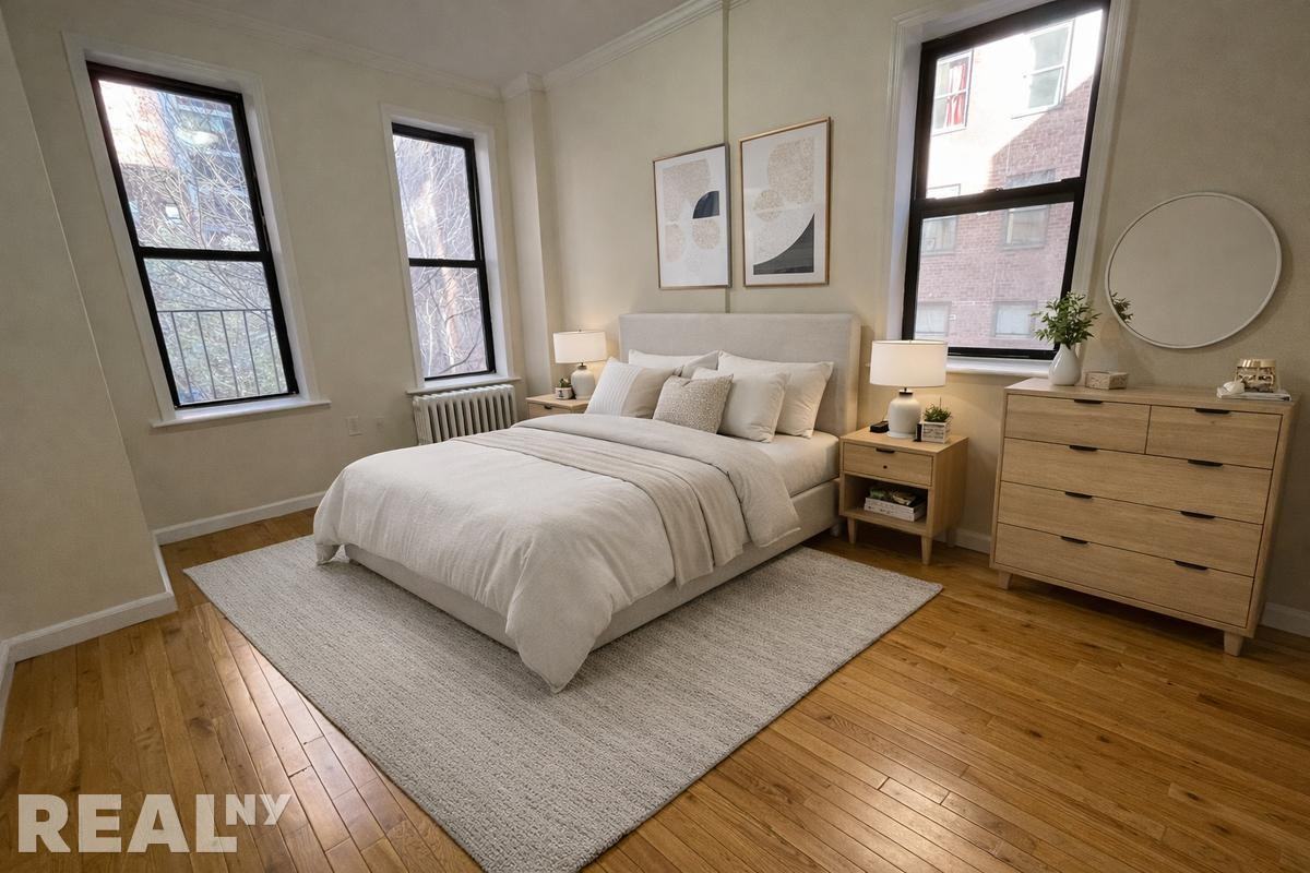 241 E 38th St #1D - Photo 2 of 7