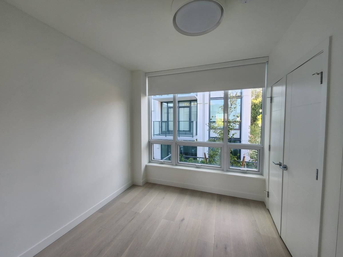 4222 Cambie Street #1 - Photo 5 of 10