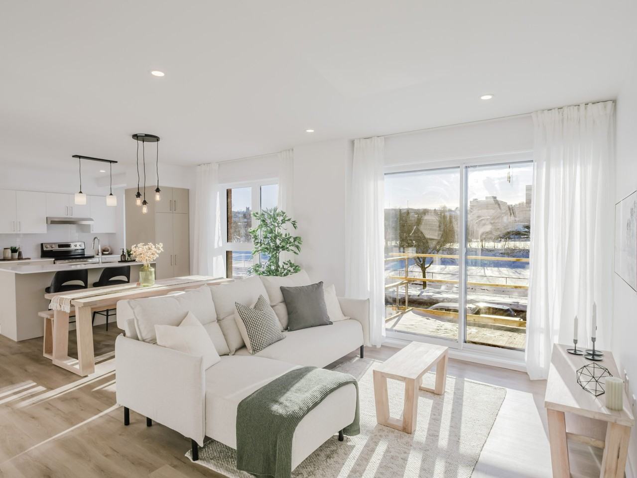 333 Rue Bowen Sud #101 - Photo 4 of 18