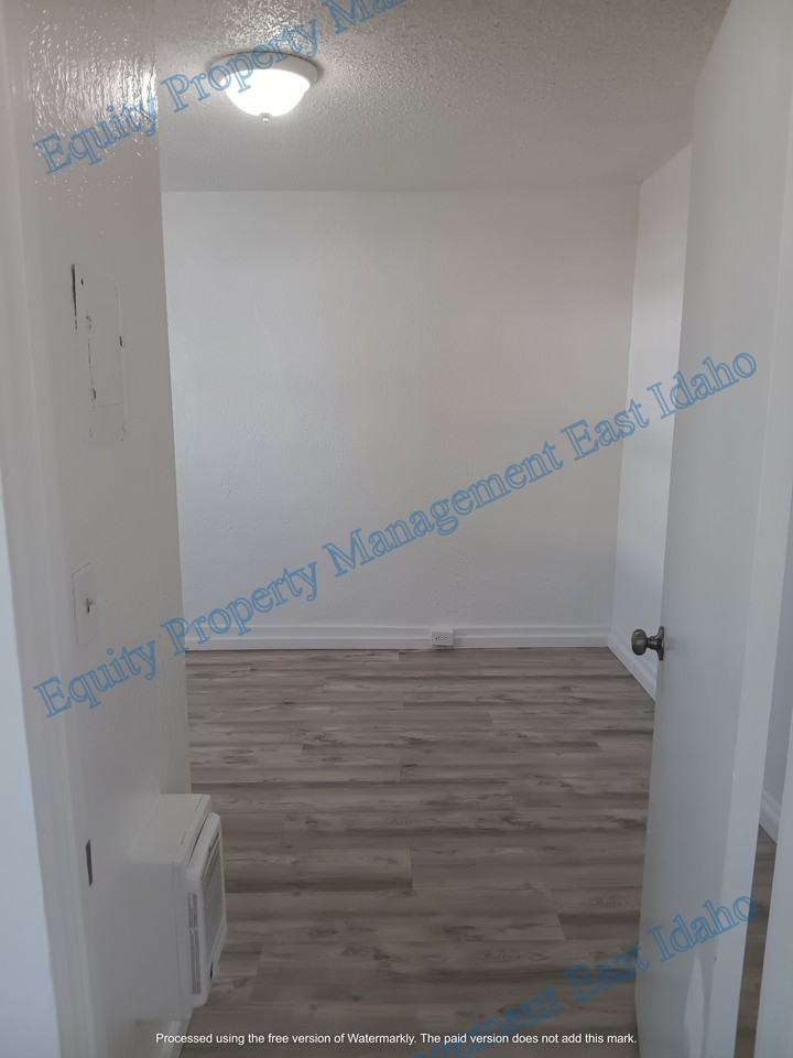 225 W Bridger St #9 - Photo 7 of 12