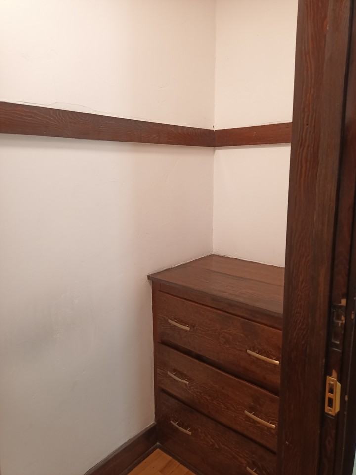 ID - 200 S Main St - 6 #6 - Photo 5 of 18