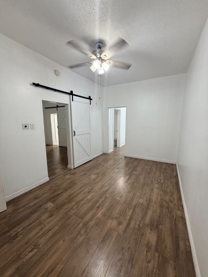 2221 Bassett Ave Unit A - Photo 7 of 10
