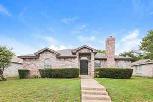featured image of 2824 Bent Brook Dr