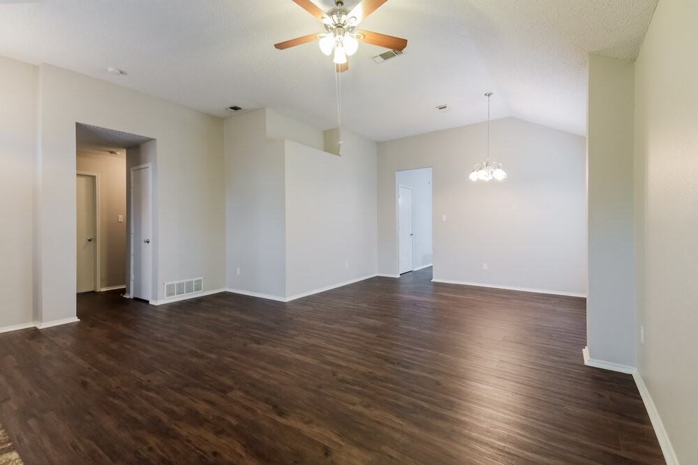 2824 Bent Brook Dr - Photo 5 of 16