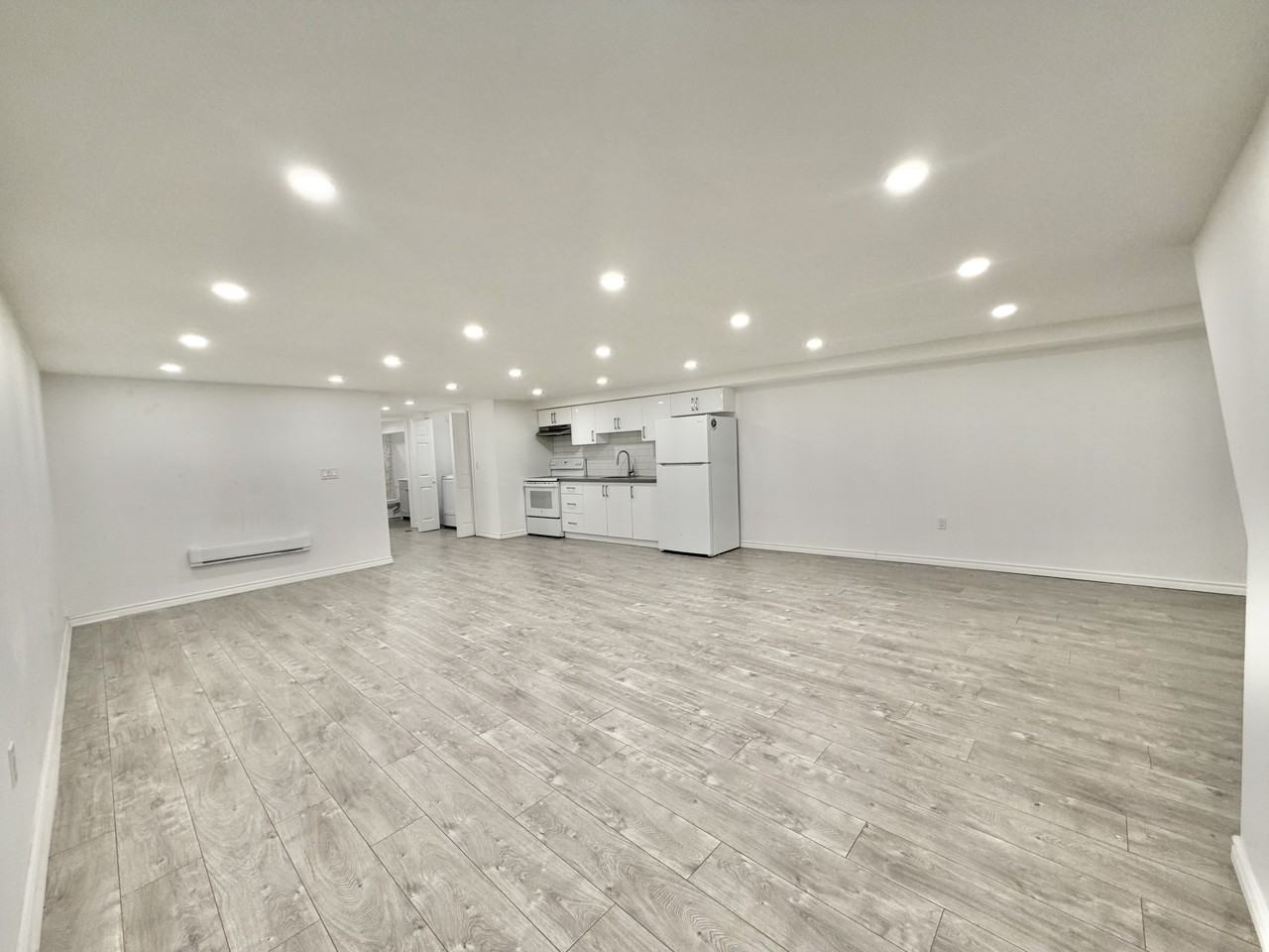 2768 Dundas Street West - Photo 3 of 14