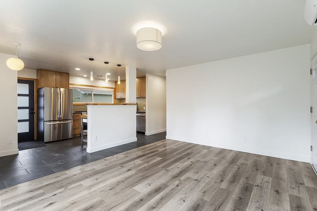 5359 Se 91st Ave #1 - Photo 6 of 35