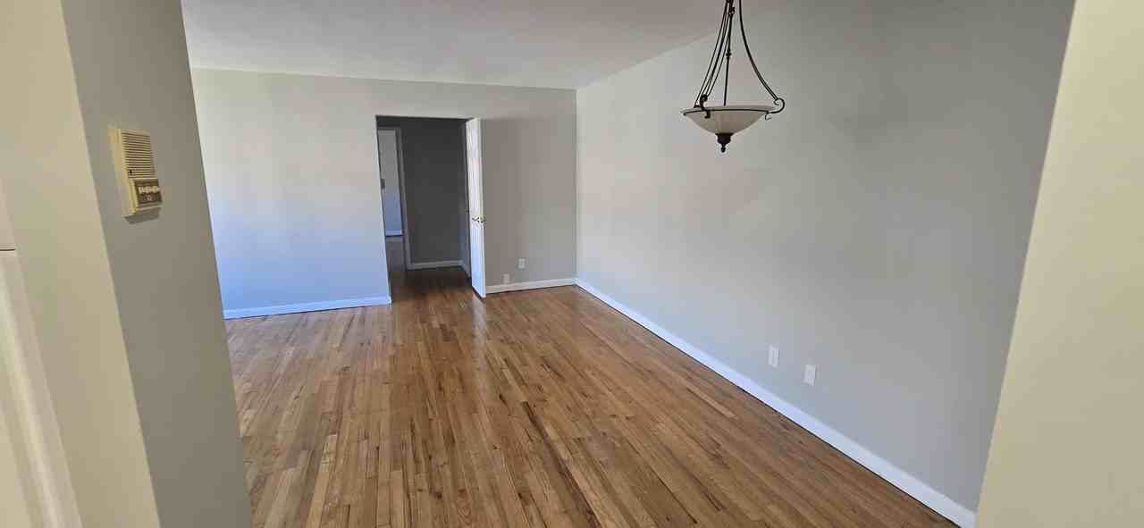 220 Prospect Ave Apt 1b #1B - Photo 2 of 9