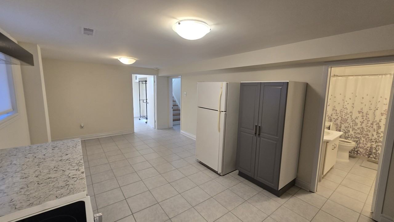 5 Eastlea Crescent - Photo 4 of 5