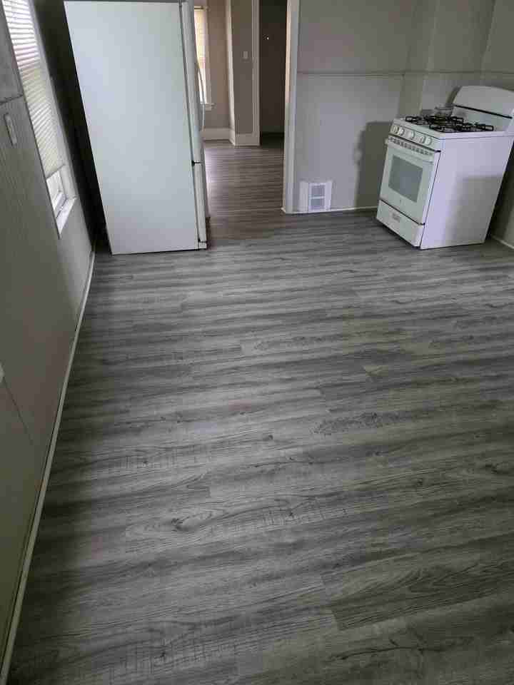 2308 W Clarke St #1 - Photo 3 of 11
