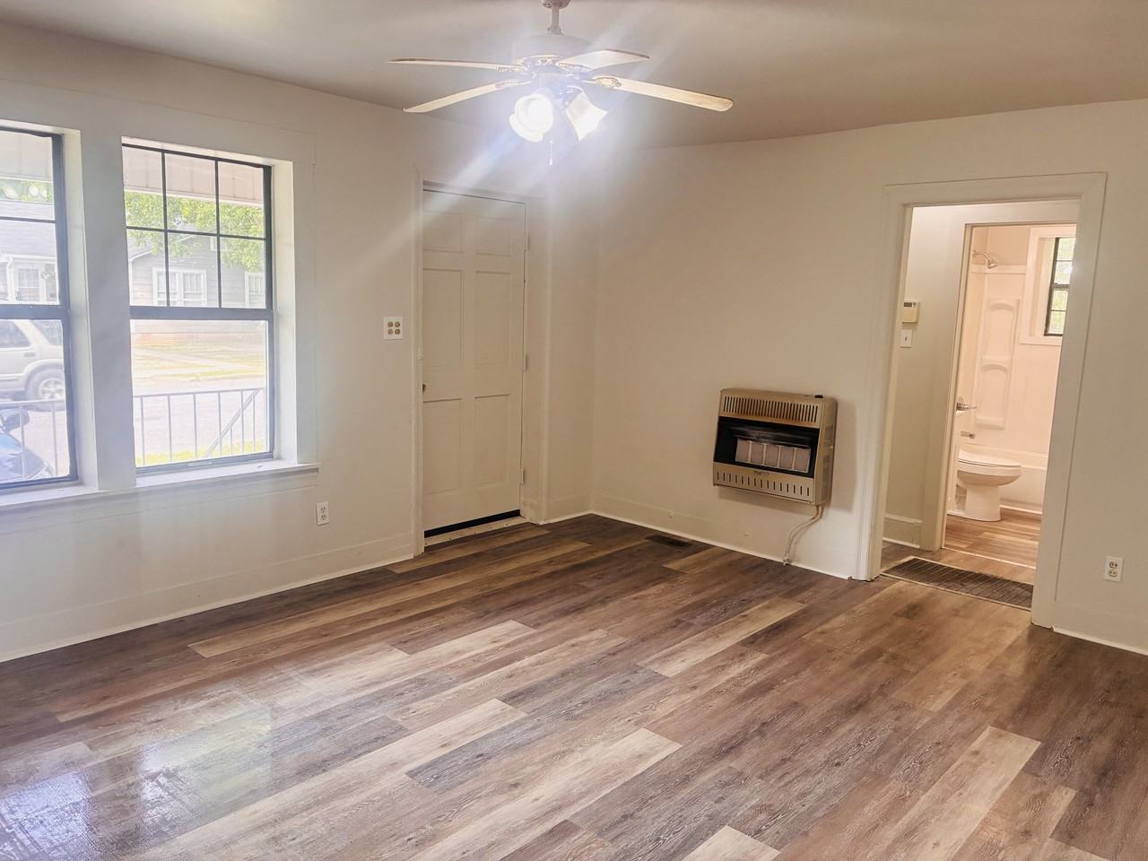 801 Nuckolls St #1 - Photo 3 of 18