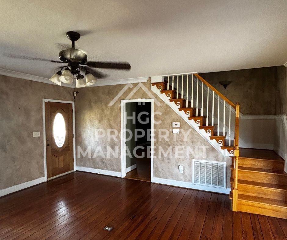 160 Percy Ln - Photo 7 of 17