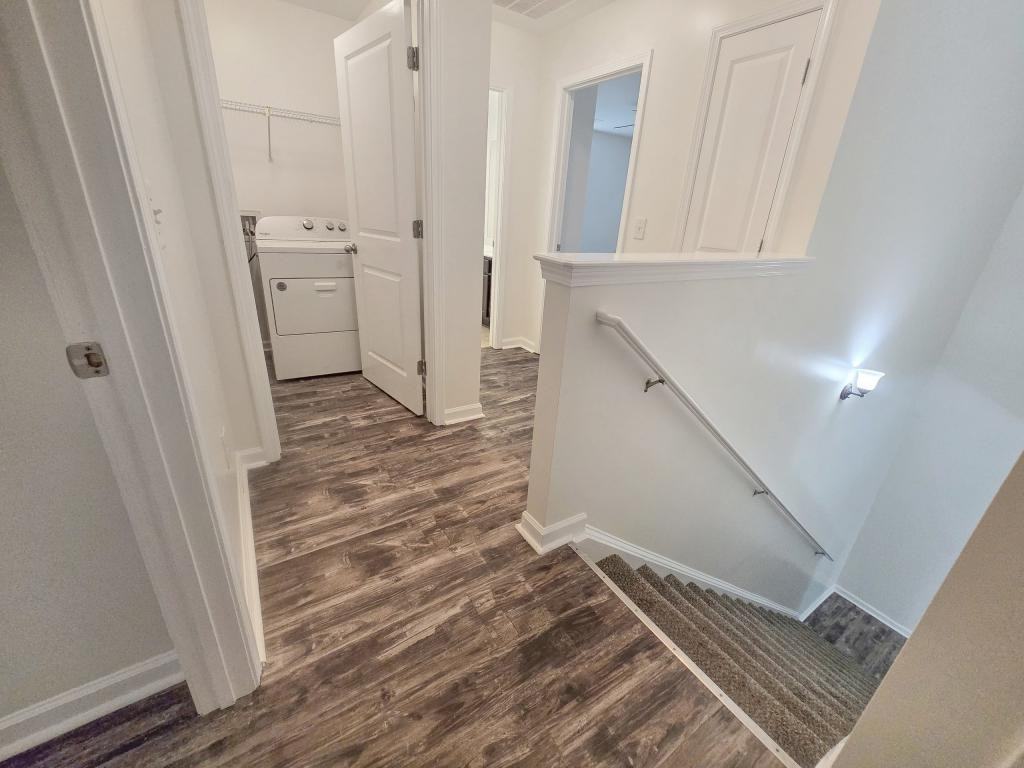1437 Balvaird Dr - Photo 7 of 15