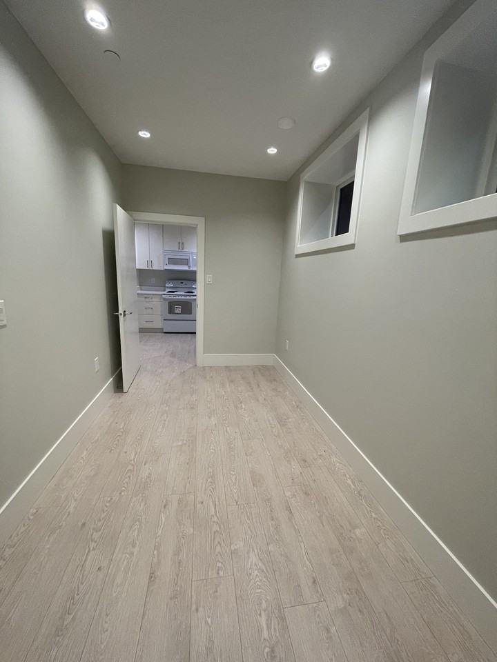 3000 West 15th Avenue - Photo 5 of 12