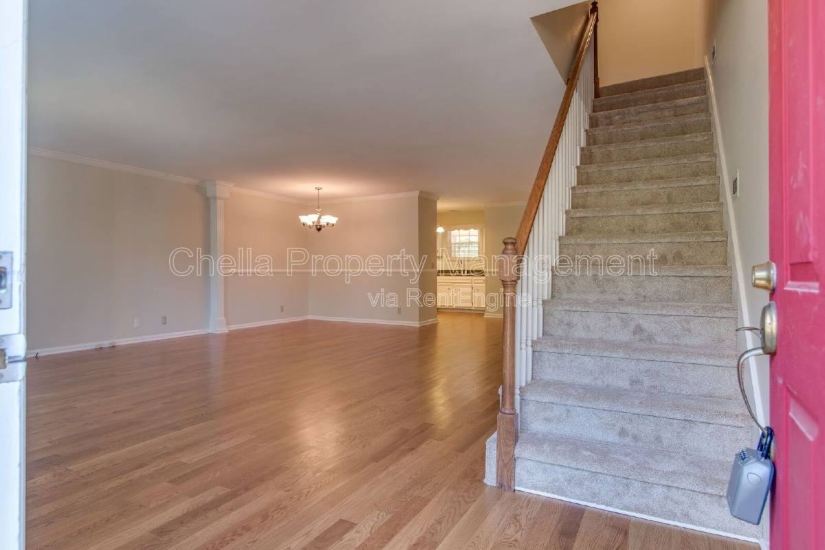 2615 Habersham Ave - Photo 7 of 10
