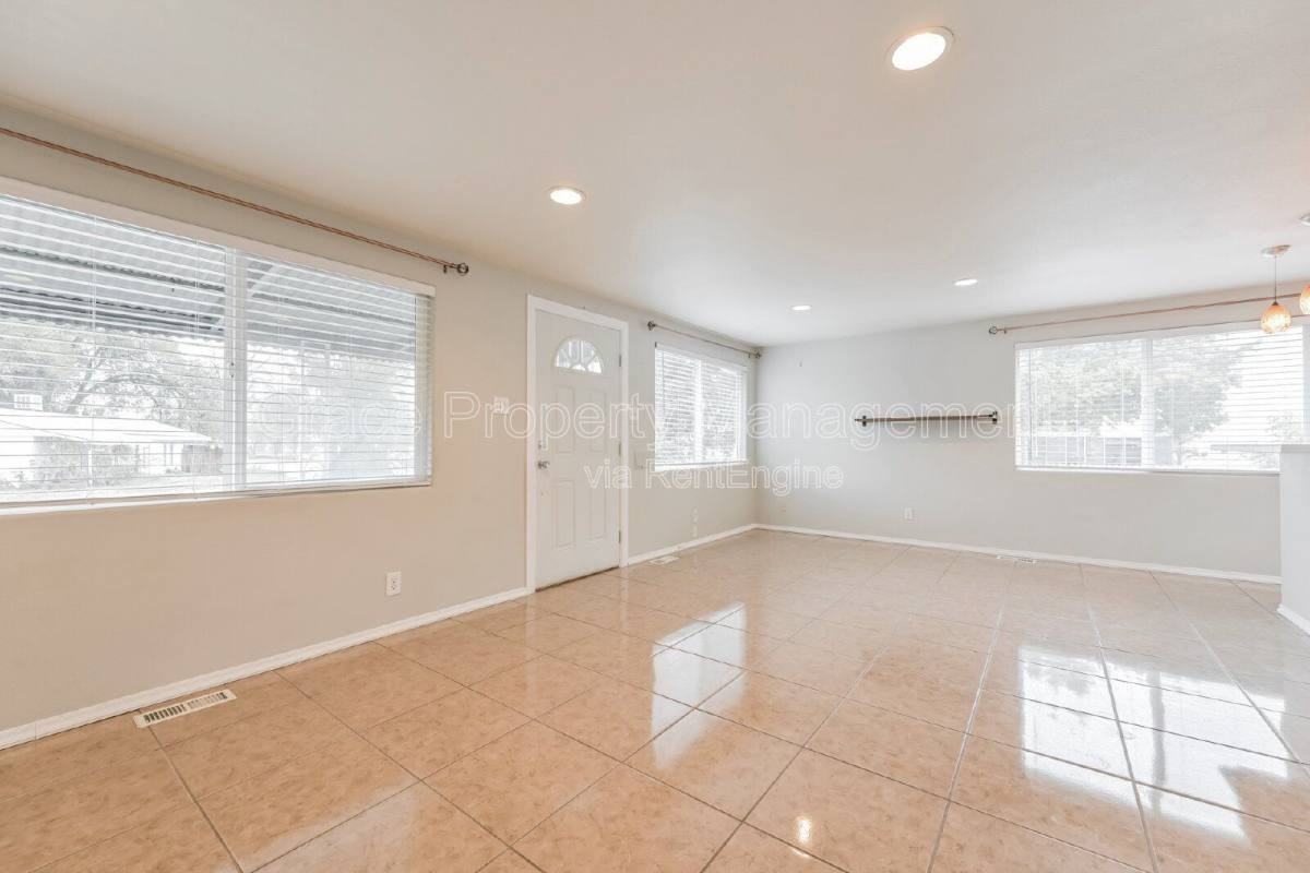 1500 W 50th Ave - Photo 3 of 10