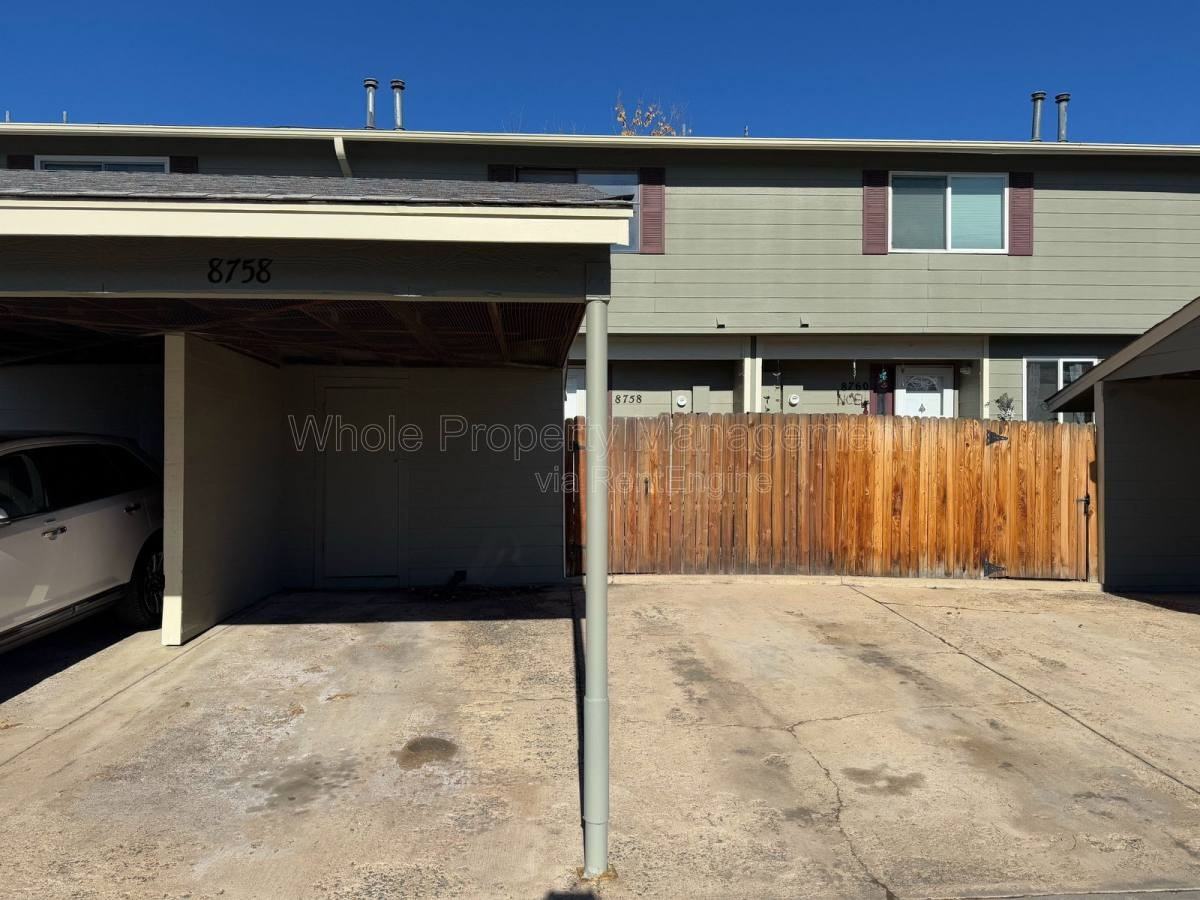 8758 Carr Loop - Photo 3 of 10