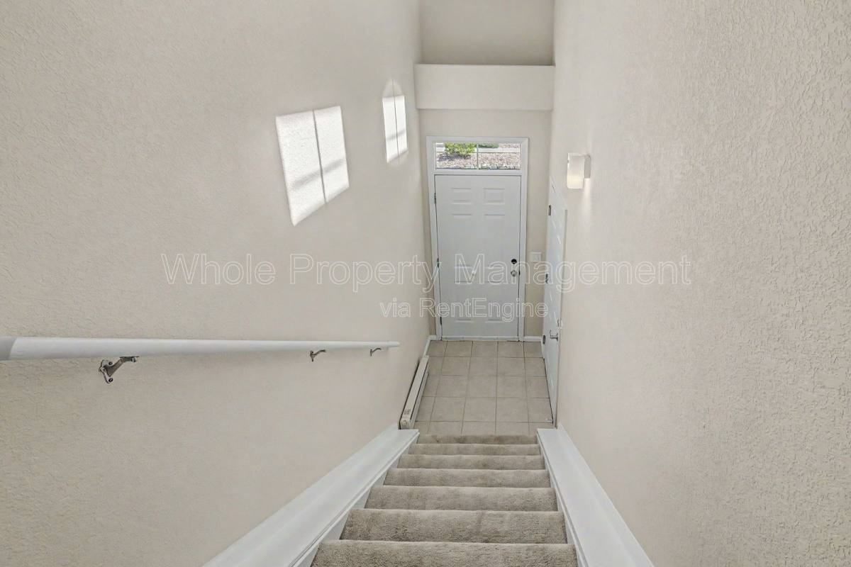 2260 S Vaughn Way #201 - Photo 3 of 10