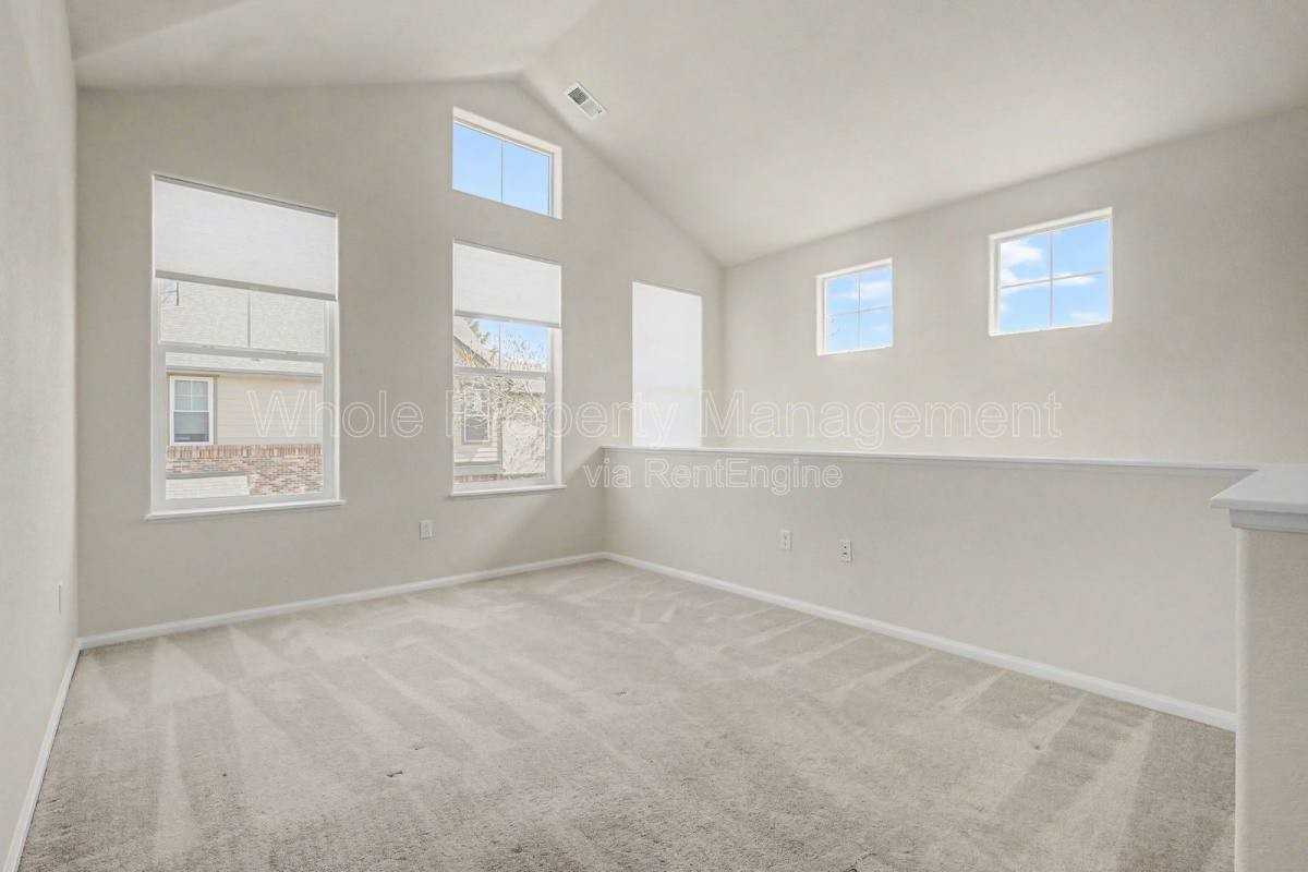 2260 S Vaughn Way #201 - Photo 4 of 10
