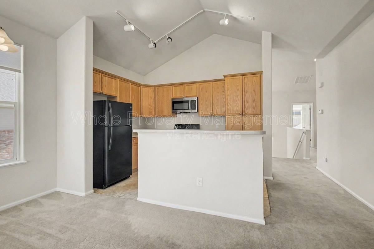 2260 S Vaughn Way #201 - Photo 7 of 10