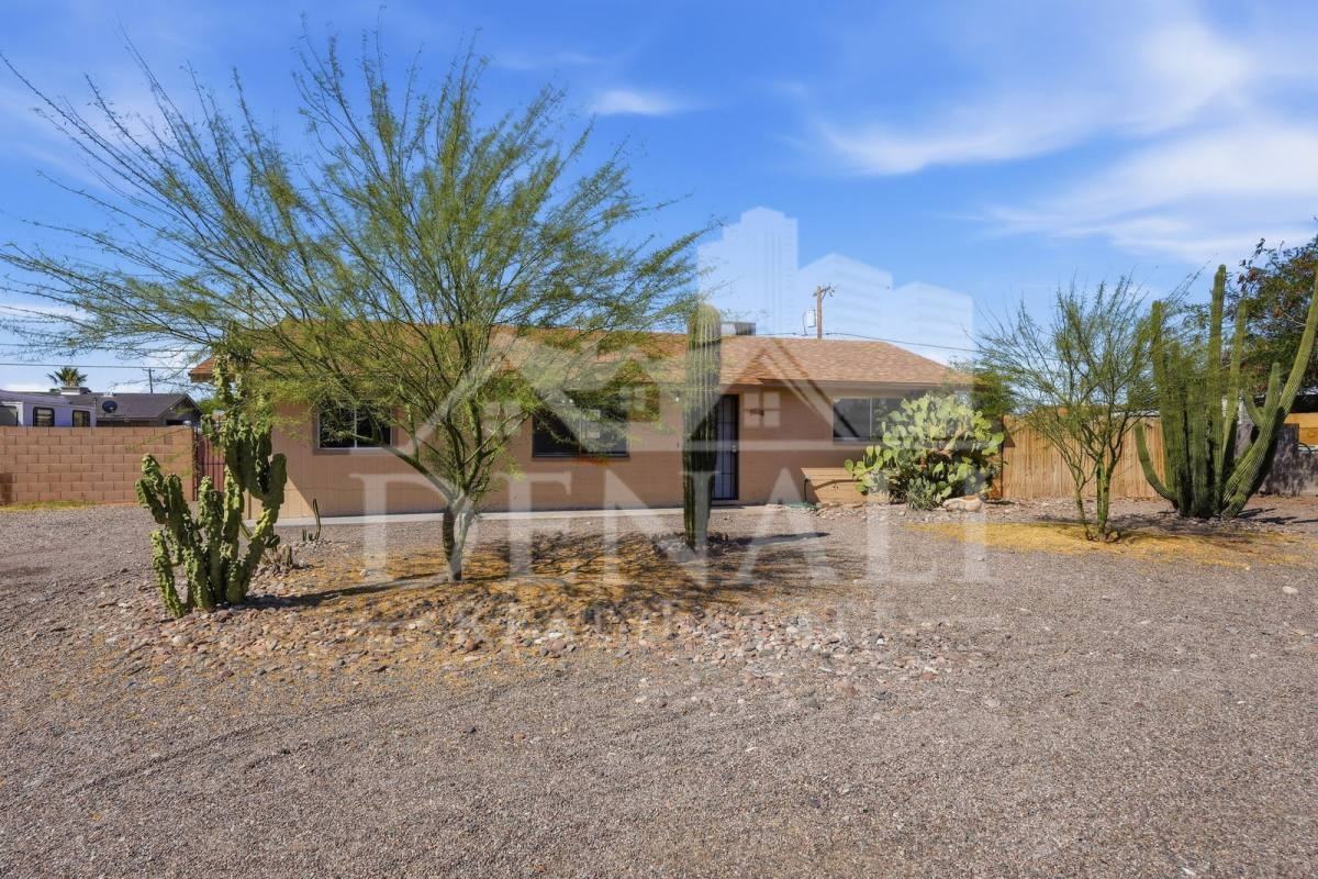 11540 E Elton Ave - Photo 2 of 10