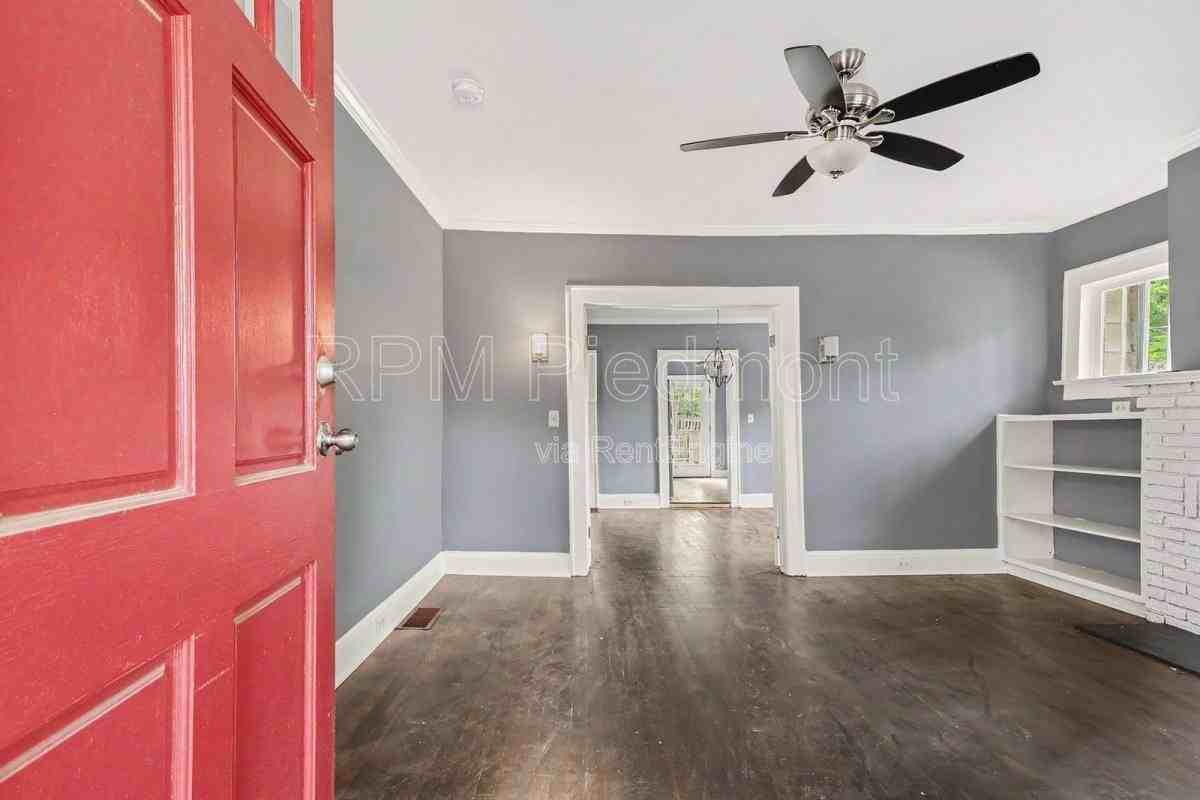 3181 Church St #A - Photo 7 of 10