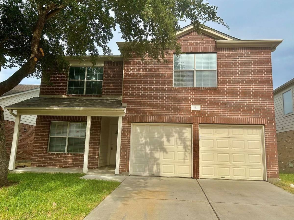 10623 Sugar Trace Dr - Photo 3 of 10