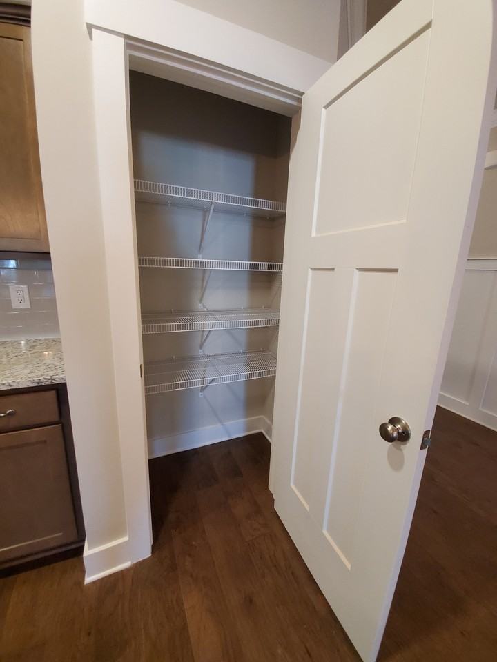 115 Harvester Dr - Photo 7 of 25