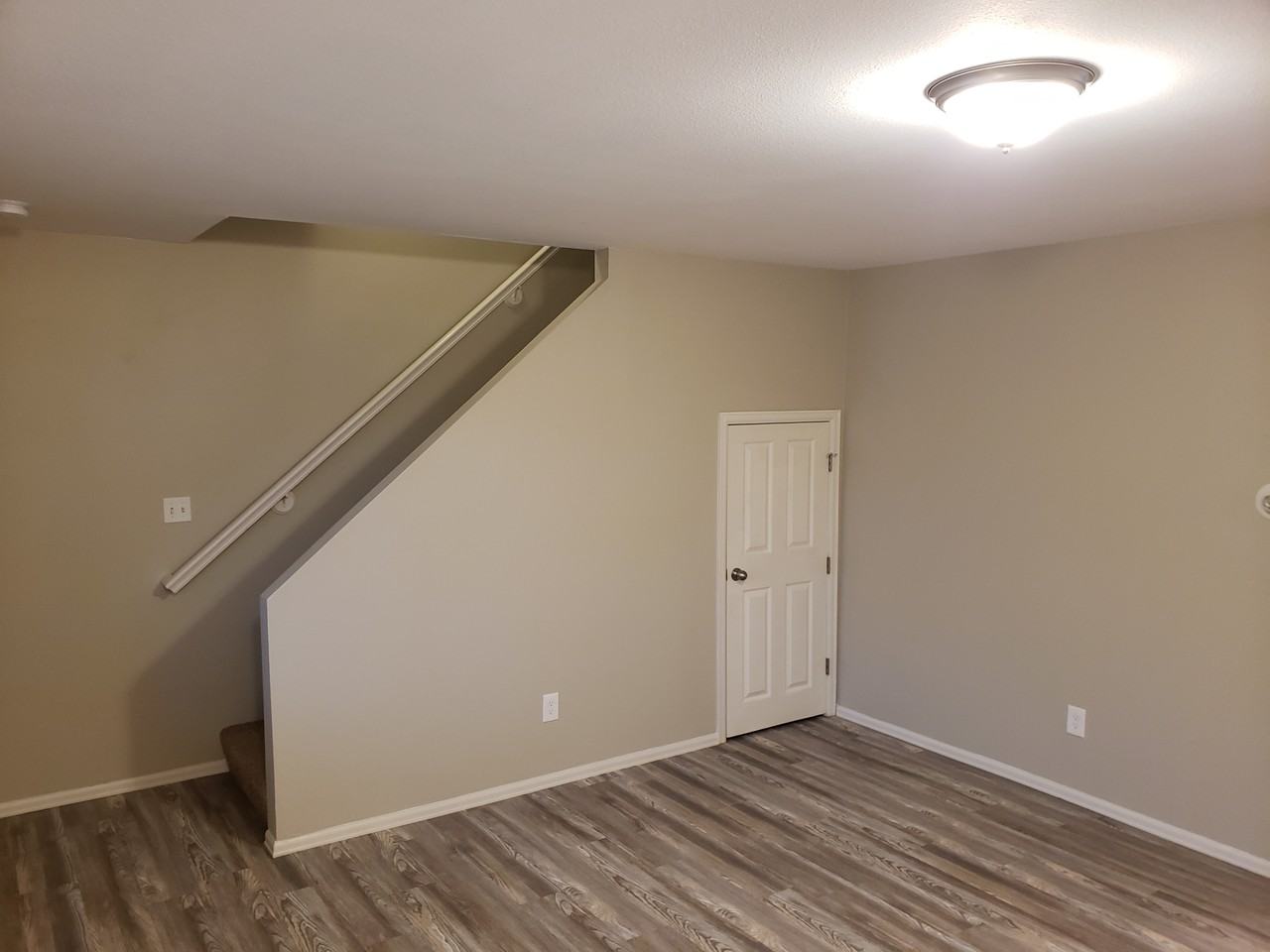 104 Bonnie Vista Dr #B - Photo 2 of 17