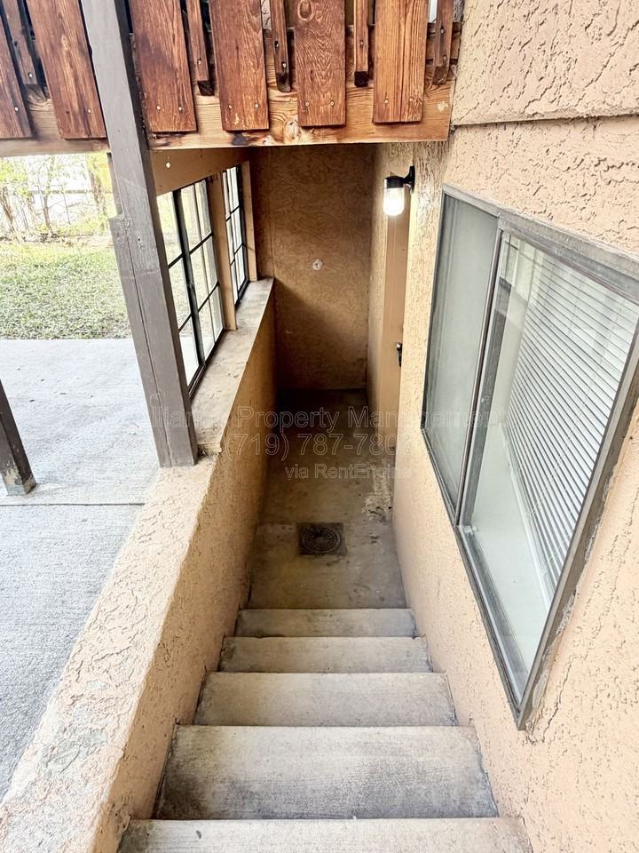 17 N Meade Ave #2 - Photo 2 of 16