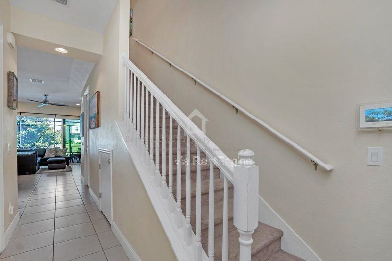 317 Captiva Dr #1 - Photo 3 of 50