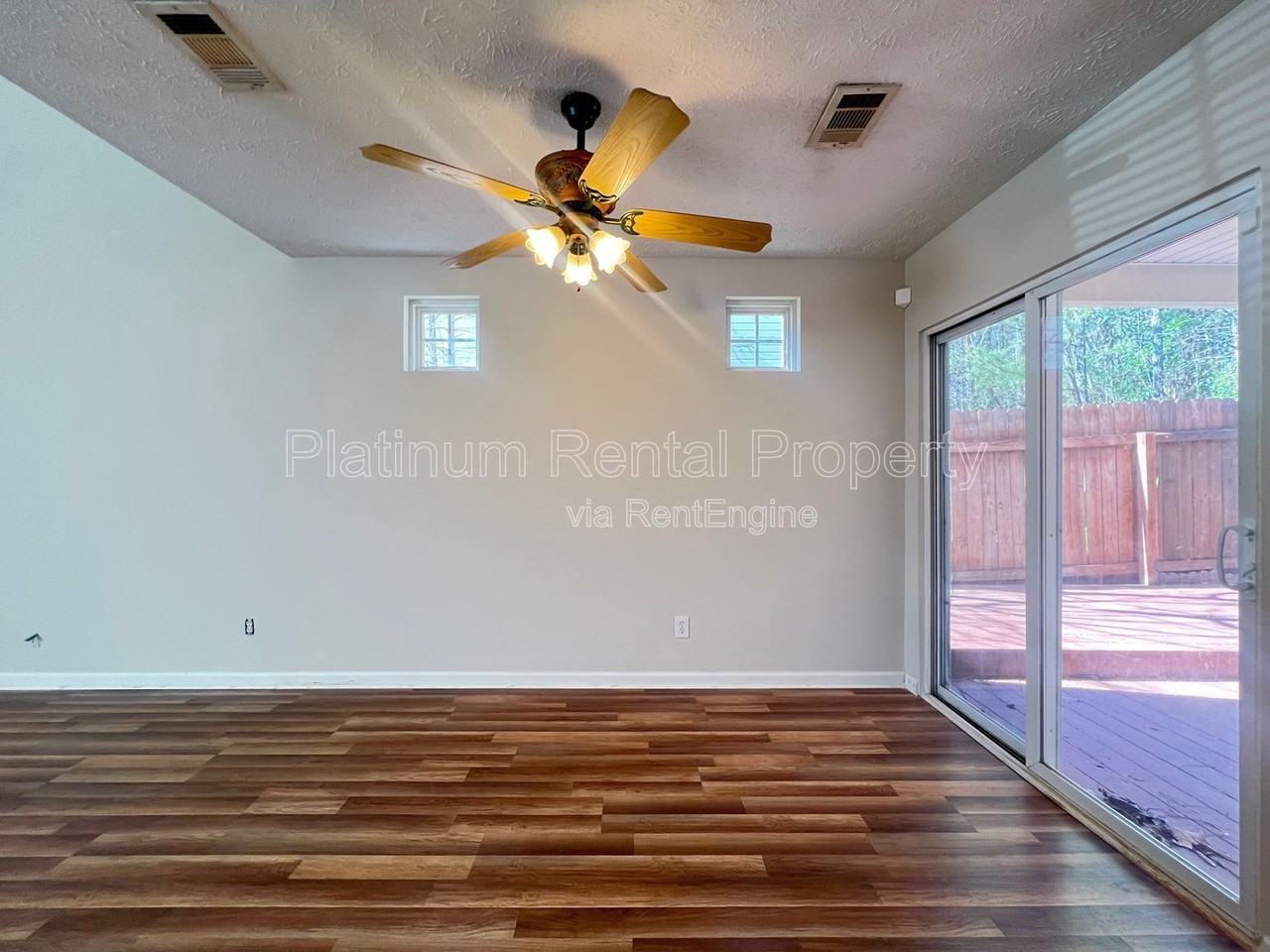 231 Oak Grove Way - Photo 4 of 19