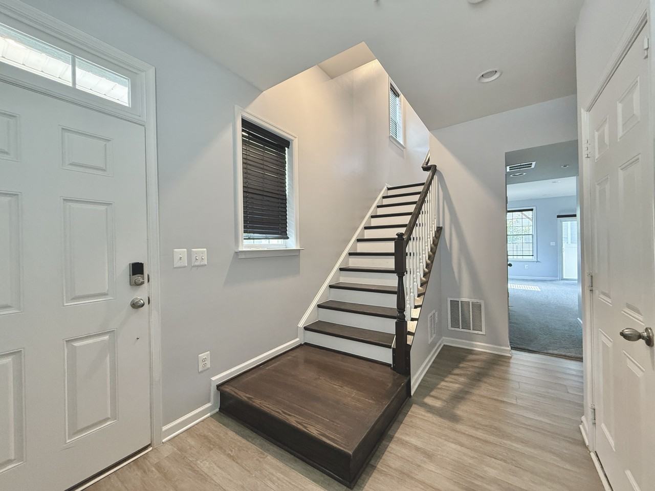 4721 Six Forks Dr - Photo 2 of 23