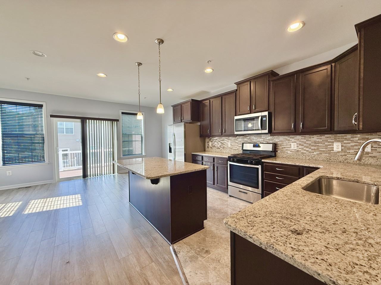 4721 Six Forks Dr - Photo 5 of 23