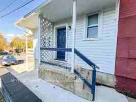 featured image of 28 N State St #2