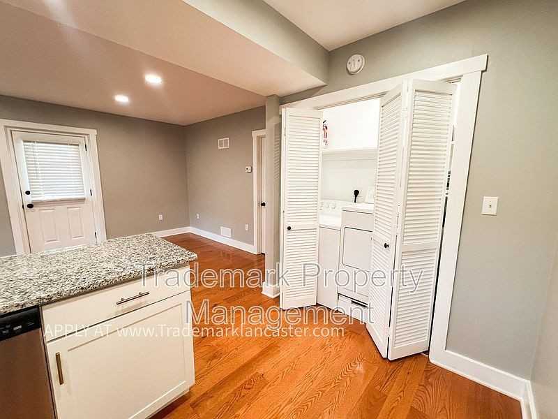 28 N State St #2 - Photo 4 of 19