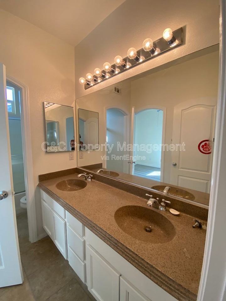 24724 Ambervalley Ave #1 - Photo 6 of 13