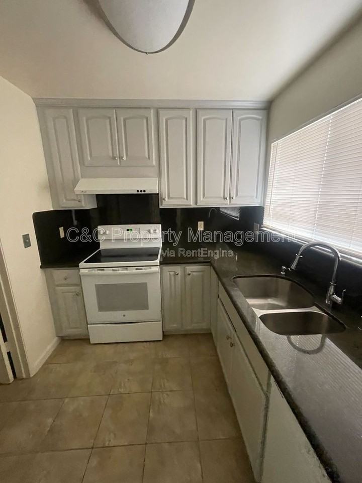 42965 Corte Verde - Photo 4 of 32