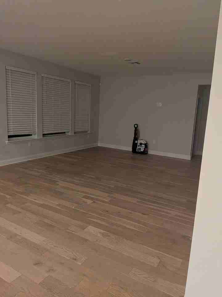 135 Fresnel Ln - Photo 4 of 17