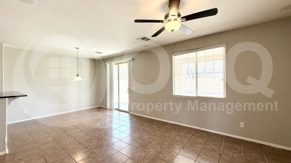 27297 N 172nd Ln - Photo 6 of 38