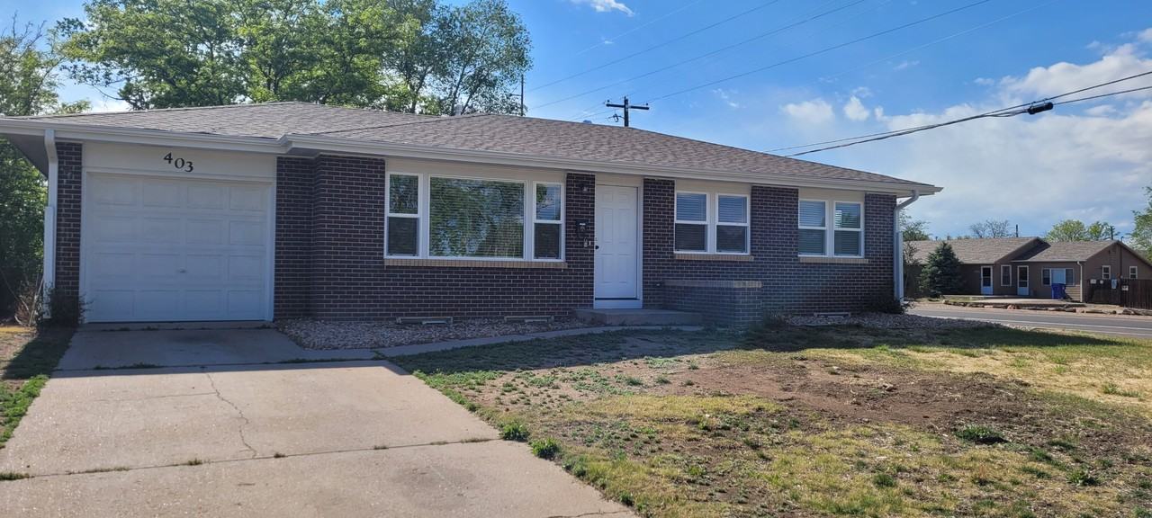 403 28th Avenue Ct - Photo 2 of 20